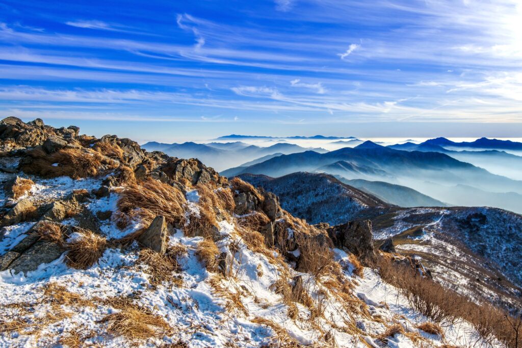 Peak deogyusan mountains winter south korea winter lanscape