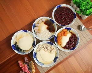 在地甜品悄悄竄紅 三重「拾光堂」用一碗細緻豆花 掀起社群味蕾革命