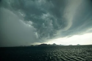 辛樂克颱風最快今晚生成 明日全台熱如夏日須留意日夜溫差