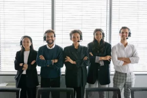 企業客服轉向即時互動AI接手下班諮詢